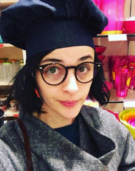 Oyuncu Gonca Vuslateri eski haliyle dalga geçti 