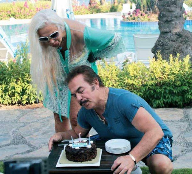 Orhan Gencebay'ın muhteşem evi 