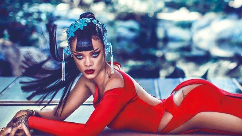 Ünlü şarkıcı Rihanna'nın farklı tarzları 