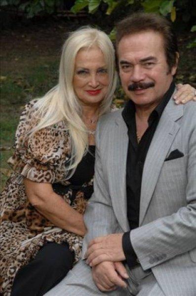 Orhan Gencebay'ın muhteşem evi 