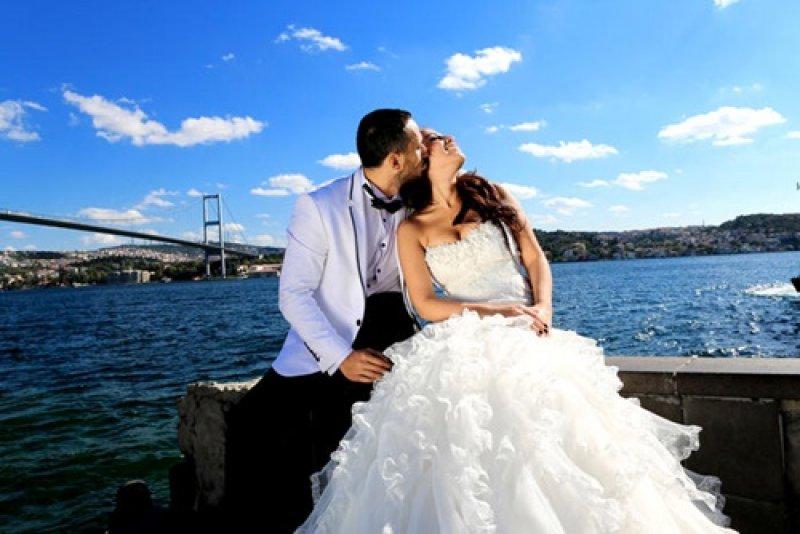 İstanbul'da dış mekan düğün fotoğrafı için en iyi 13 yer