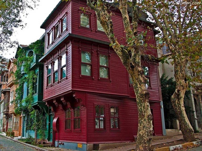 İstanbul'da dış mekan düğün fotoğrafı için en iyi 13 yer