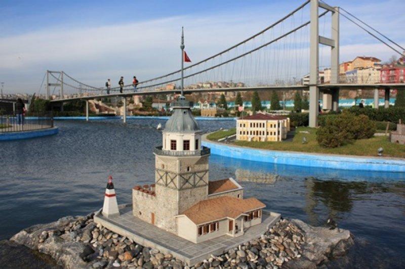 İstanbul'da dış mekan düğün fotoğrafı için en iyi 13 yer