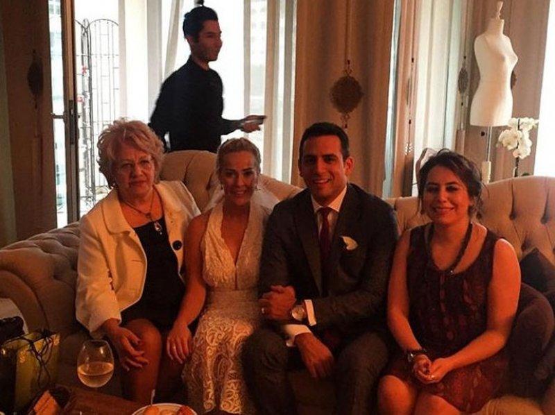 Helin Avşar evlendi