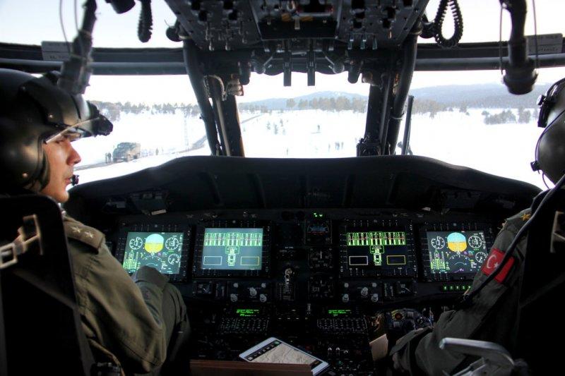 Komandolar eksi 20 derecede eğitimde