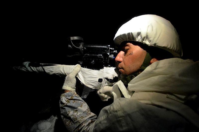 Komandolar eksi 20 derecede eğitimde