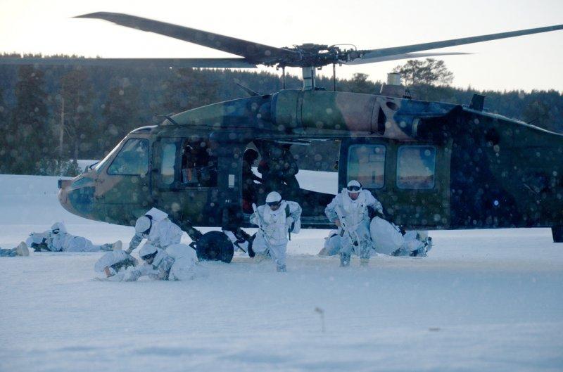 Komandolar eksi 20 derecede eğitimde