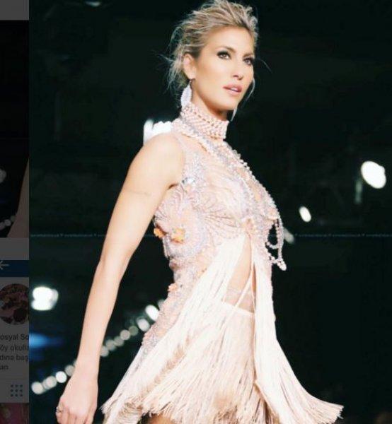 Çağla Şikel güzelliğiyle göz kamaştırdı