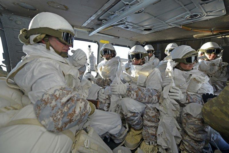 Komandolar eksi 20 derecede eğitimde