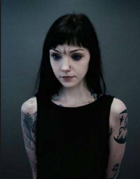 Göz akı dövmesi yasallaşıyor