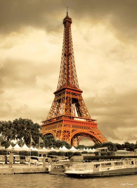 Eyfel Kulesi'nin muhteşem manzarası 