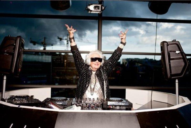 Gönlü genç yaşlılar 