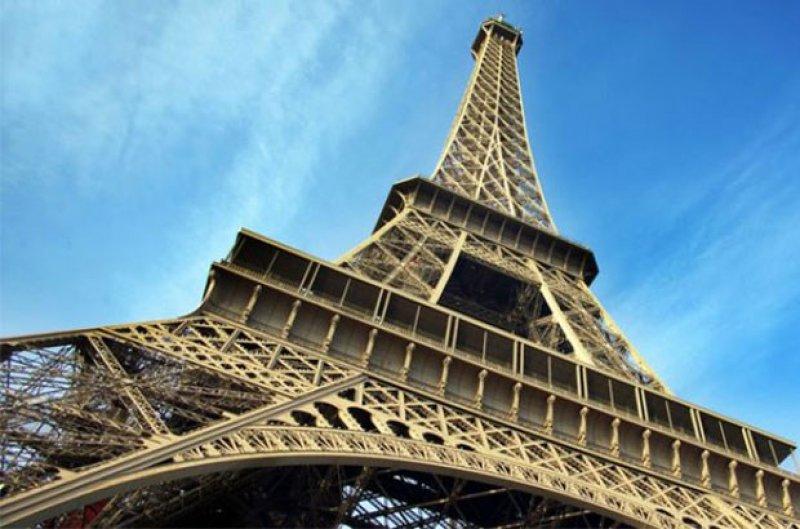 Eyfel Kulesi'nin muhteşem manzarası 