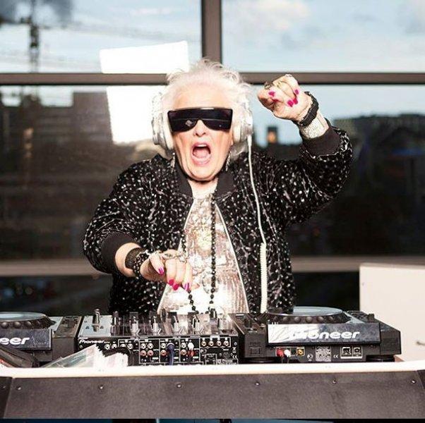 Gönlü genç yaşlılar 