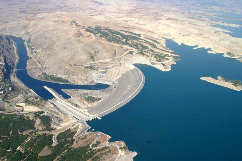 Dünyanın en yüksek barajları 