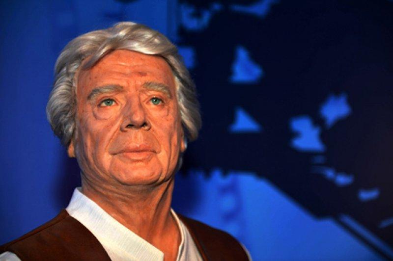 Yılmaz Büyükerşen'in balmumu heykelleri