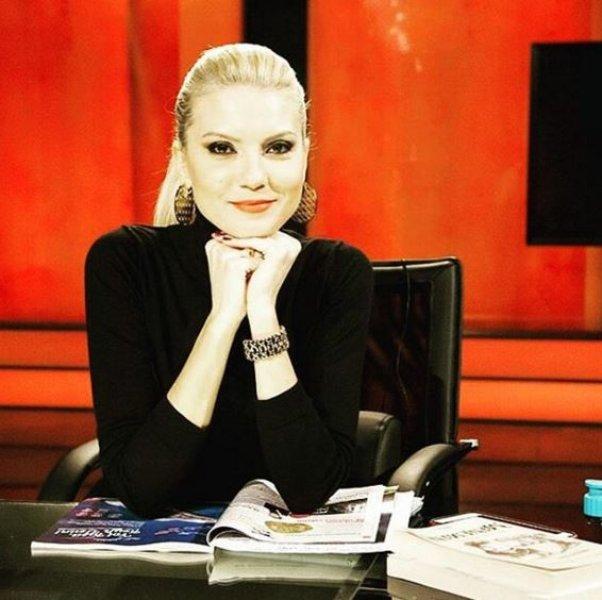 Güzel sunucu Pelin Çift