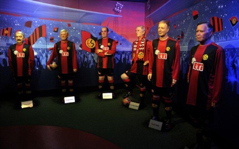 Yılmaz Büyükerşen'in balmumu heykelleri