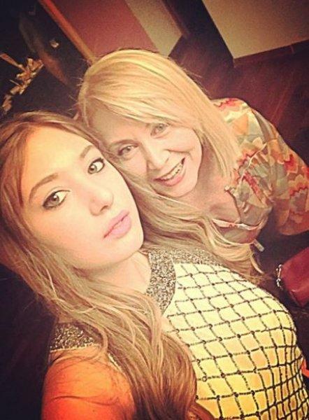 Yasmin Erbil'in Instagram fotoğrafları 