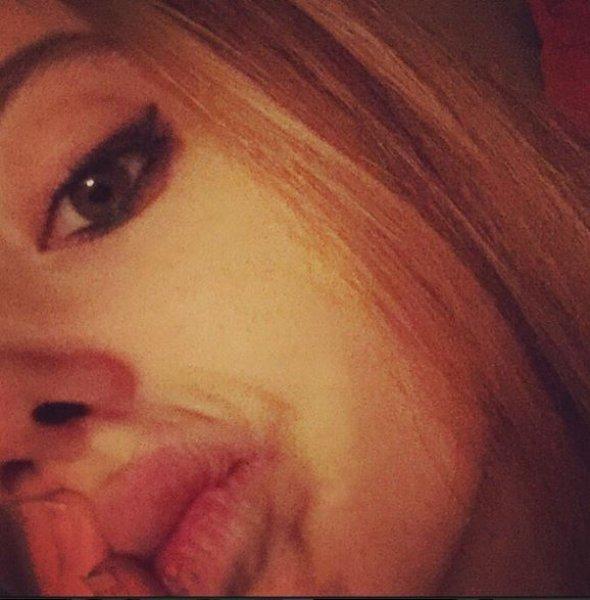 Yasmin Erbil'in Instagram fotoğrafları 