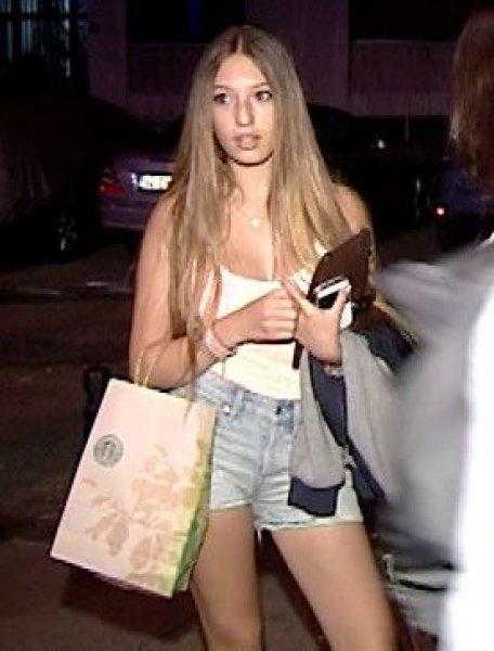 Yasmin Erbil'in Instagram fotoğrafları 