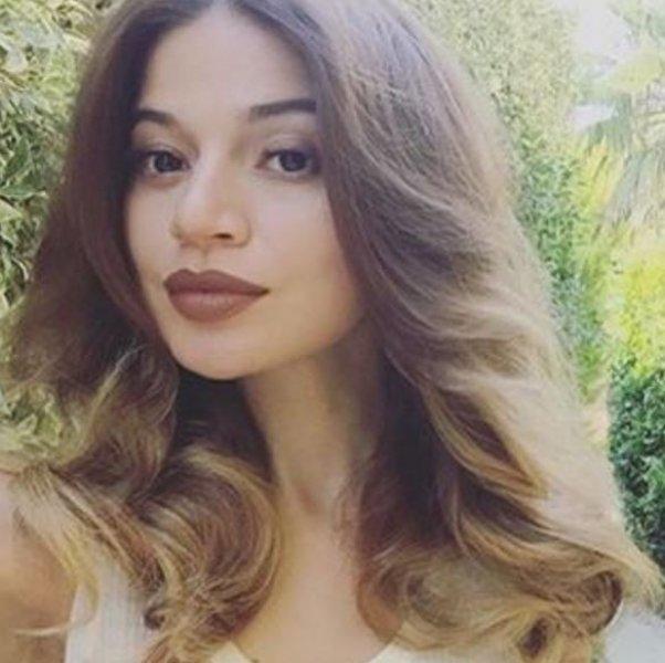  Derya Açıkgöz görücüye çıkıyor