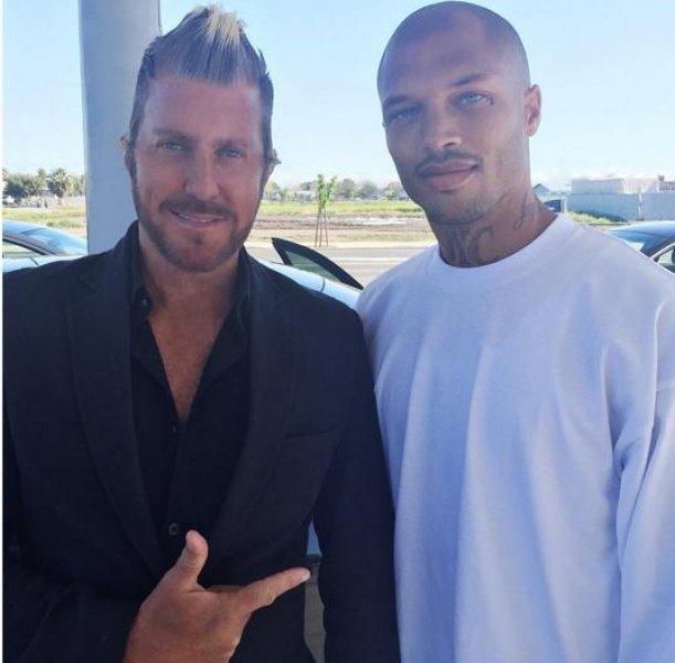 Yakışıklı mahkum Jeremy Meeks hapisten çıktı 