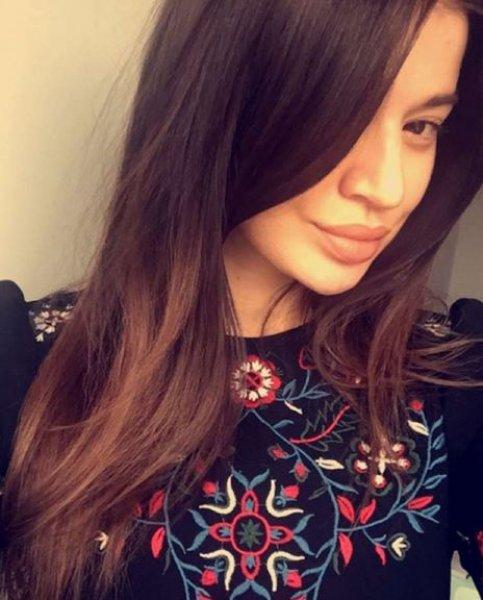  Derya Açıkgöz görücüye çıkıyor