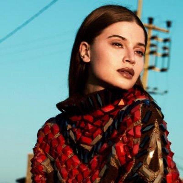  Derya Açıkgöz görücüye çıkıyor