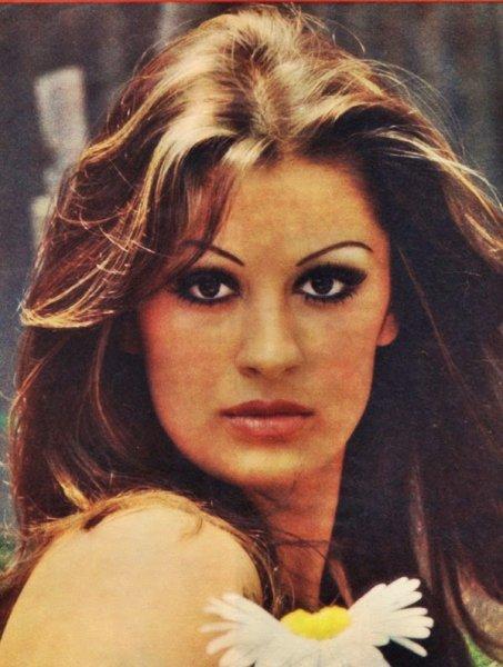 Yeşilçam oyuncularına benzeyen yeni nesil oyuncular 