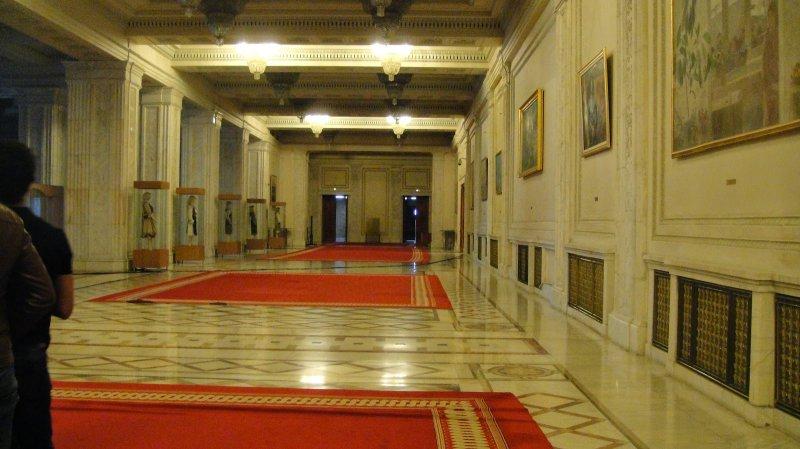 Nikolay Çavuşesku'nun villası 26 yıl sonra ziyarete açıldı