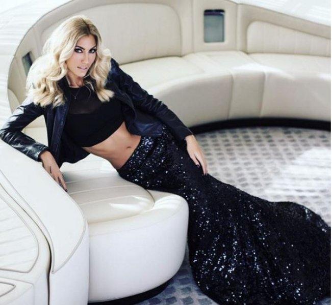 Çağla Şıkel hastaneye kaldırıldı 