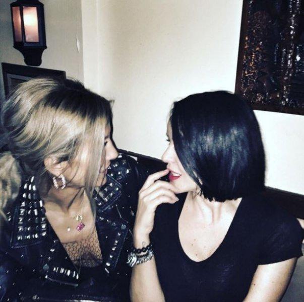 Çağla Şıkel hastaneye kaldırıldı 