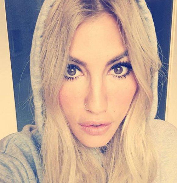 Çağla Şıkel hastaneye kaldırıldı 