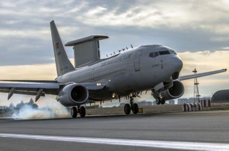 Türkiye'nin gökyüzündeki gözü: HİK Uçakları 