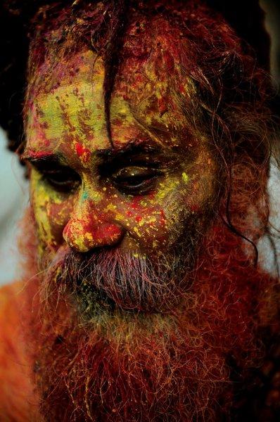 Hindistan'da renklerin bayramı: Holi Festivali