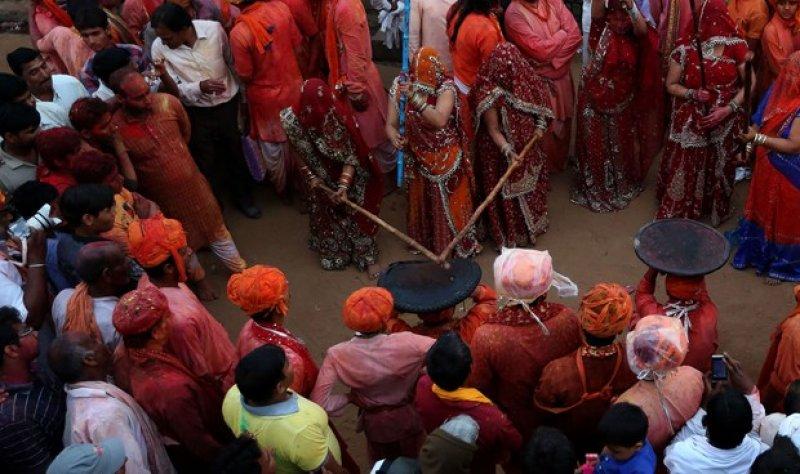 Hindistan'da renklerin bayramı: Holi Festivali