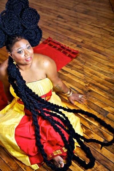 Dünyanın en uzun rasta saçlı kadını: Asha Mandela