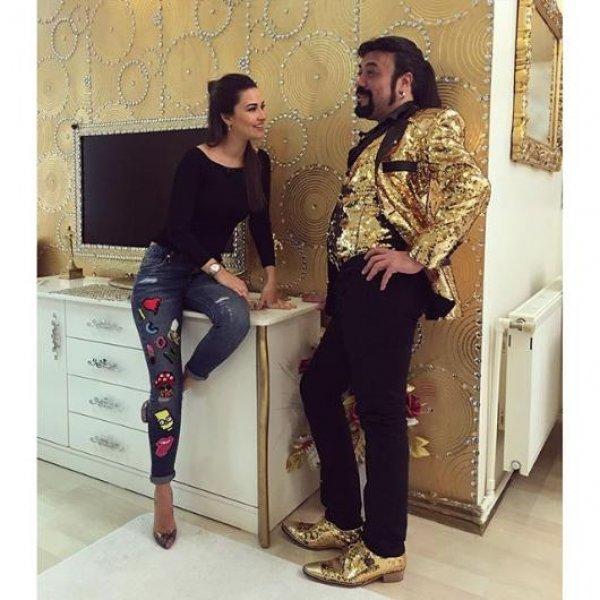 Kobra Murat evinin kapılarını açtı 