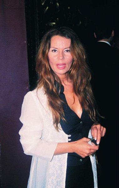 Bir diziyle şöhret olan oyuncu: Serpil Çakmaklı