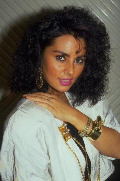 Bir diziyle şöhret olan oyuncu: Serpil Çakmaklı