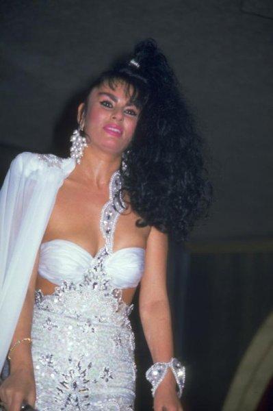 Bir diziyle şöhret olan oyuncu: Serpil Çakmaklı