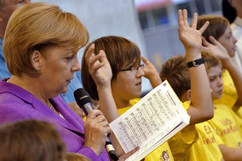 Dünya liderlerinin sahnelerin tozunu attırdığı anlar