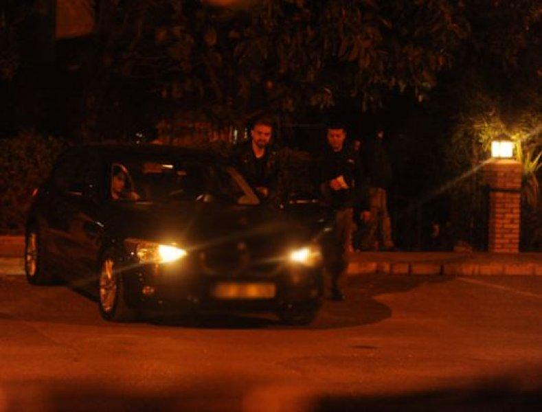 Caner Erkin yeni sevgilisiyle yakalandı