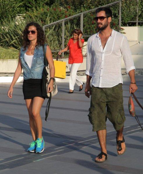 Özge Özpirinçci yeni yaşını kutladı