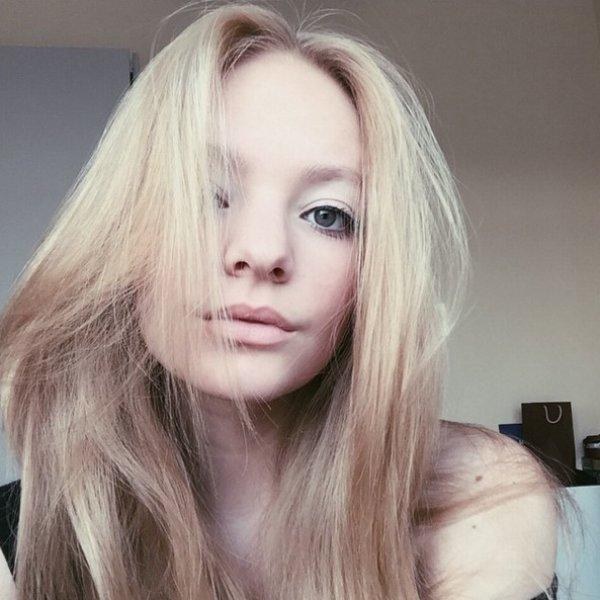Liza Peskova'nın Instagram paylaşımlar - Resim 1