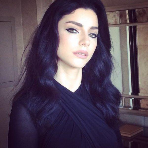 Merve Boluğur Sinem'in düğününe gitmeyecek 