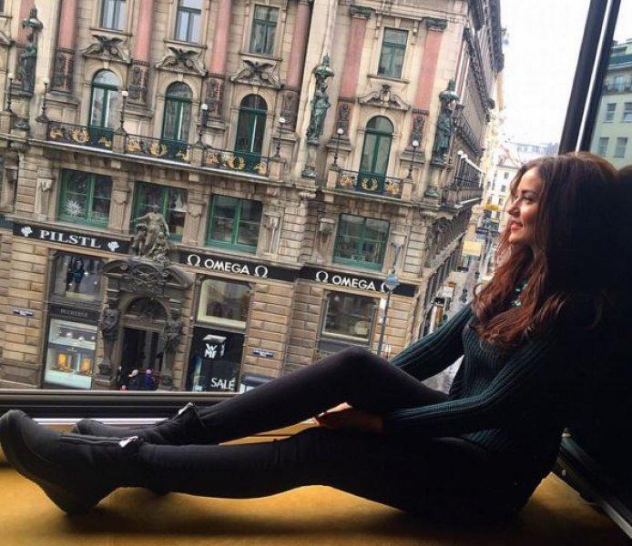 Fahriye Evcen gelinlik giydi