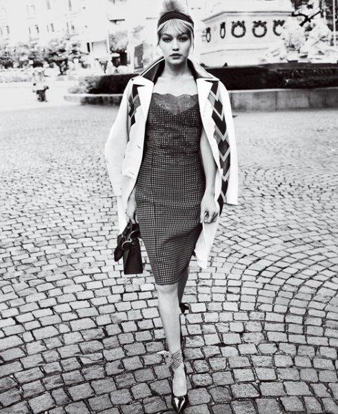 Gigi Hadid sevgilisiyle romantik pozlar verdi 