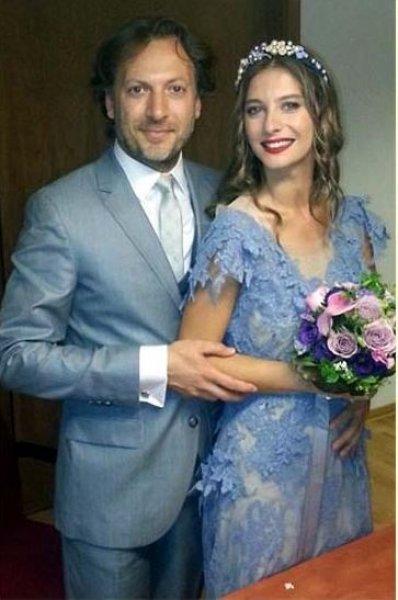 Ünlülerin az bilinen düğün fotoğrafları